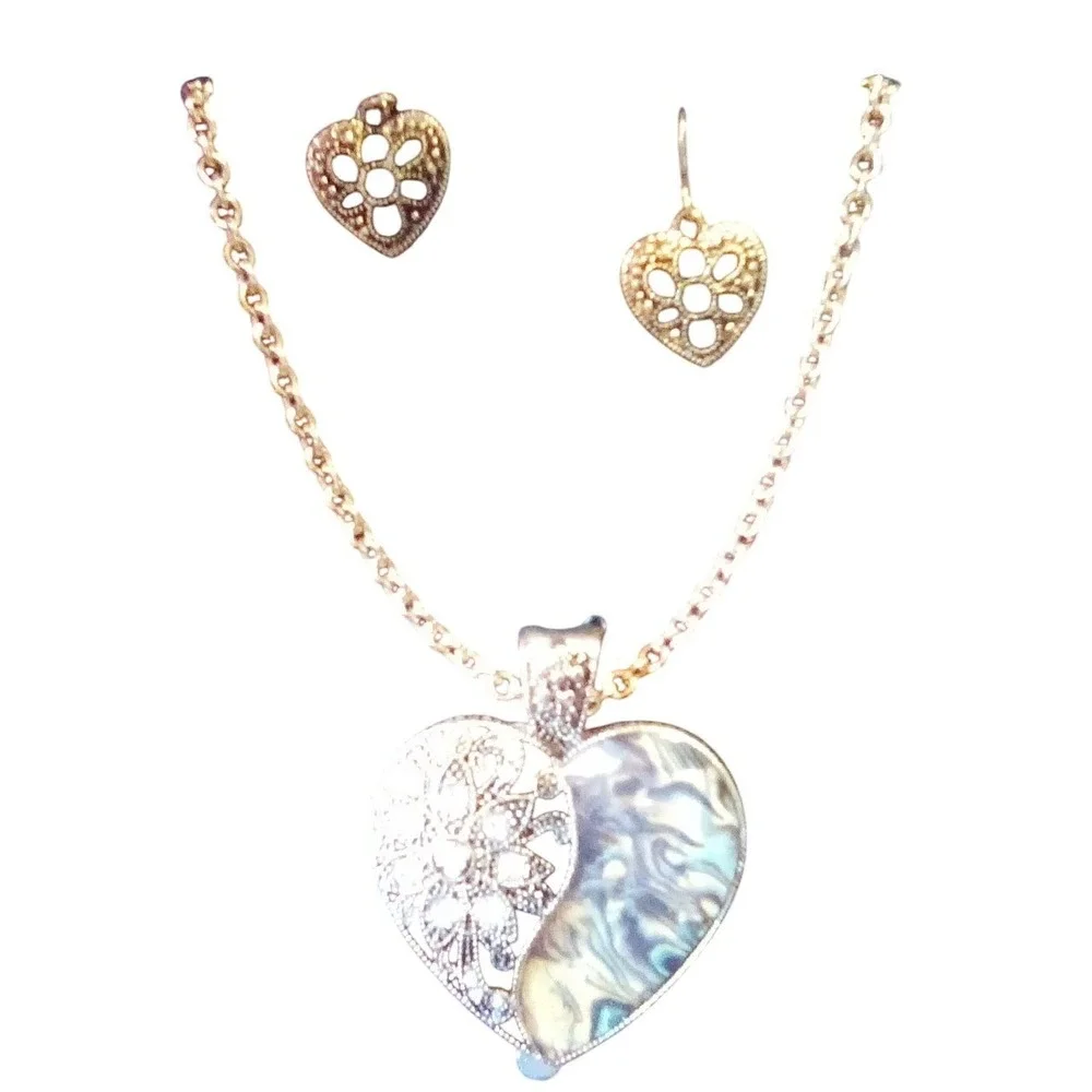 Natural Abalone Shell & Rhinestones Heart Pendant(Mixit Necklace & Earrings Set)